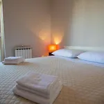 Danny Apartment *