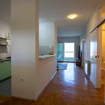 Danny Apartment *