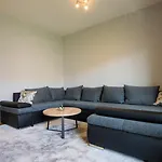 Danny Apartment *