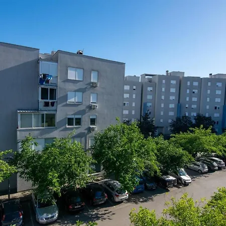 Апартаменти Danny