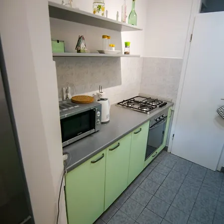 Danny شقة زادار